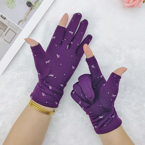 five fingers gloves exposed two cycling gloves, fashionable autumn and winter multicolor warm practical durable driving gloves., Blue;gray
five fingers gloves exposed two cycling gloves, fashionable autumn and winter multicolor warm practical durable driving gloves., Blue;gray
