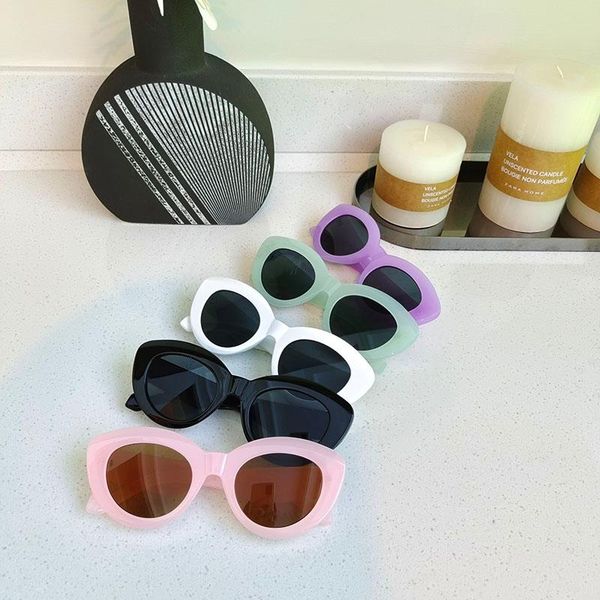 sunglasses retro oval frame personality catwalk small glasses men's/women's universal uv400 eyewear, White;black
sunglasses retro oval frame personality catwalk small glasses men's/women's universal uv400 eyewear, White;black