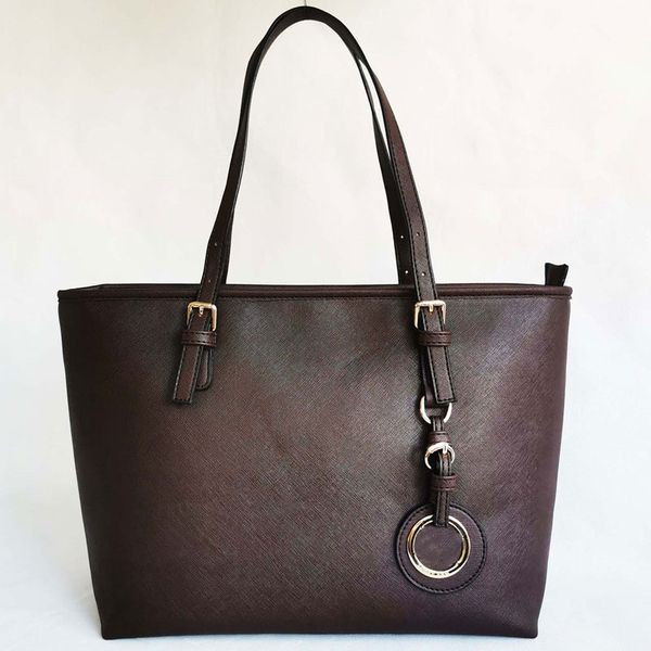 fashion famous brand women men casual tote bag travel jet set with letter handbags saddle chain bag fashion purse shoulder tote bag
fashion famous brand women men casual tote bag travel jet set with letter handbags saddle chain bag fashion purse shoulder tote bag