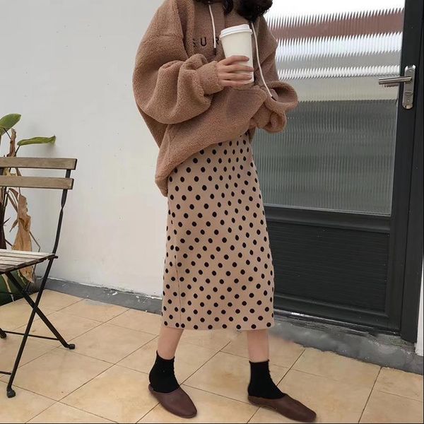 2021 autumn women skirts high waist knitting bodycon long skirt faldas jupe femme saia dots print women pencil skirt, Black
2021 autumn women skirts high waist knitting bodycon long skirt faldas jupe femme saia dots print women pencil skirt, Black