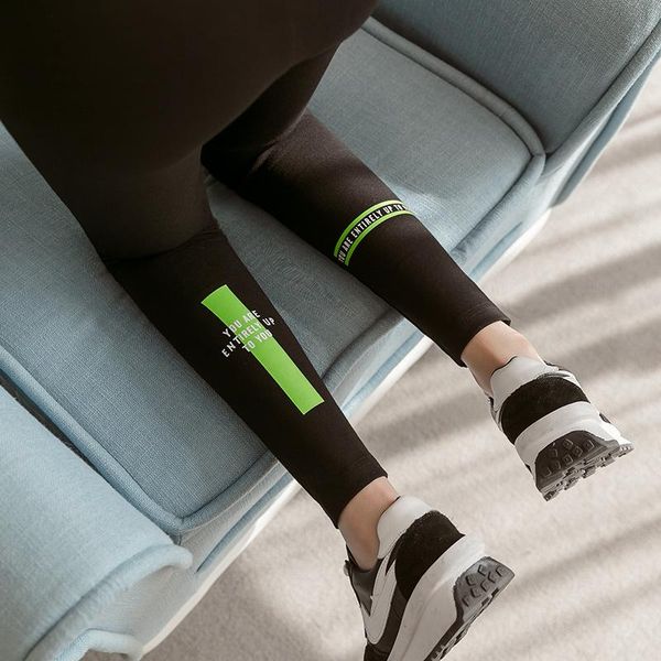 maternity bottoms 2021 spring cotton clothes fashionable letters printed stretched hem pregnancy leggings pregnant woman slim trousers, White
maternity bottoms 2021 spring cotton clothes fashionable letters printed stretched hem pregnancy leggings pregnant woman slim trousers, White