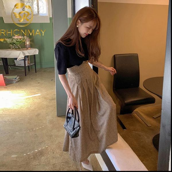 new fashion knitted t shirts women korean chic o neck puff sleeve high waist floral print long skirt 2 piece, Gray 
new fashion knitted t shirts women korean chic o neck puff sleeve high waist floral print long skirt 2 piece, Gray