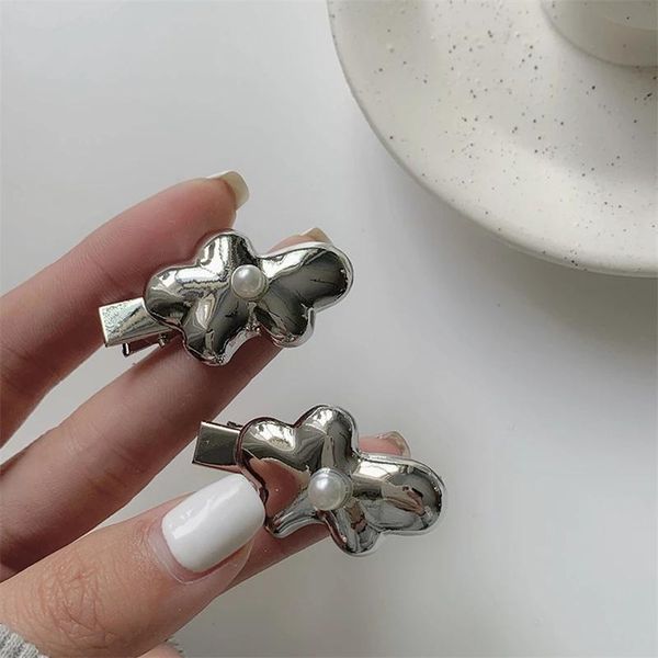 hair clips & barrettes aomu korea fashion silver color metal imitated pearl cloud hairpin geometric smooth duckbill clip for women party acc, Golden;silver
hair clips & barrettes aomu korea fashion silver color metal imitated pearl cloud hairpin geometric smooth duckbill clip for women party acc, Golden;silver