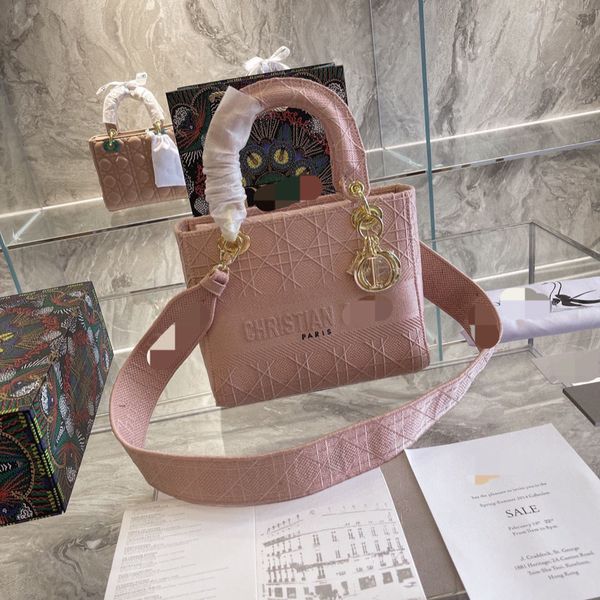 luxury handbags and storage bags christian 2021 new jacquard embroidered diana bag portable messenger women's fashion li
luxury handbags and storage bags christian 2021 new jacquard embroidered diana bag portable messenger women's fashion li