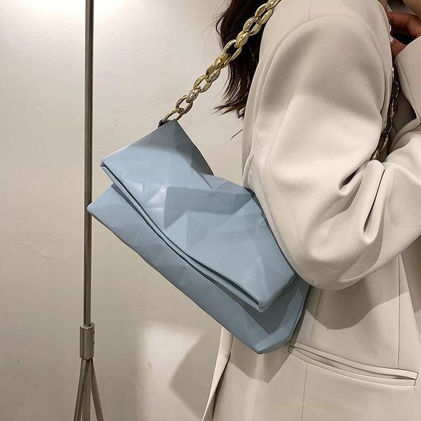 evening bags niche design bag girl 2021 fashion messenger chain shoulder underarm square dual-use width: 29cm
evening bags niche design bag girl 2021 fashion messenger chain shoulder underarm square dual-use width: 29cm
