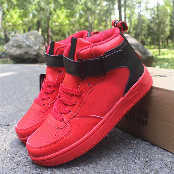 new fashion platform shoes men women running shoes skateboard triple black white utility red low mens trainers sports sneakers 36-45a9a7
new fashion platform shoes men women running shoes skateboard triple black white utility red low mens trainers sports sneakers 36-45a9a7
