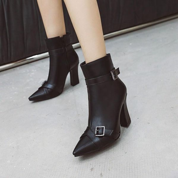 boots oversized 9 10 11-17 women shoes ankle for ladies woman winter side zipper with buckle tip, Black
boots oversized 9 10 11-17 women shoes ankle for ladies woman winter side zipper with buckle tip, Black