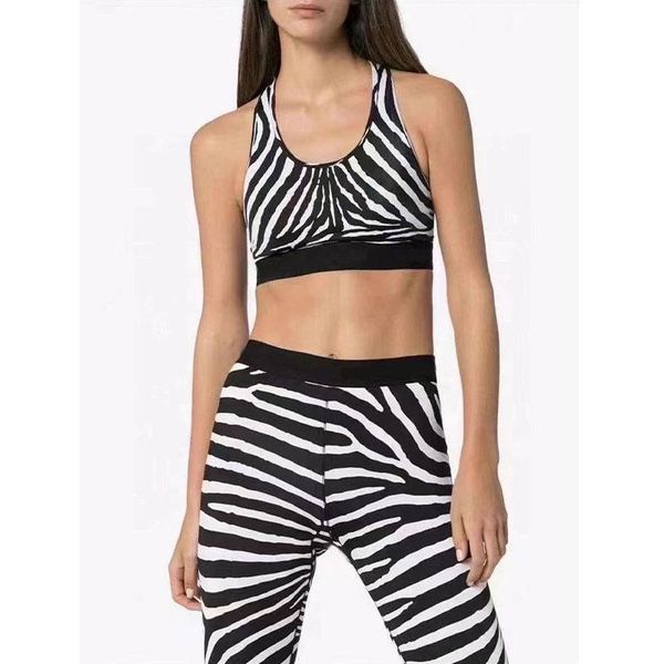 women's tracksuits 2021 summer woman's sets sports bra + knee length pants 2 pieces suits thin cool zebra printed skinny, Gray
women's tracksuits 2021 summer woman's sets sports bra + knee length pants 2 pieces suits thin cool zebra printed skinny, Gray