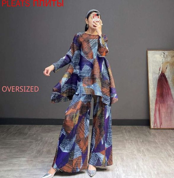 miyake folds 2021 new spring print large size thinner two-piece fashion suit women trousers suit two piece set tshirt and pants, White
miyake folds 2021 new spring print large size thinner two-piece fashion suit women trousers suit two piece set tshirt and pants, White