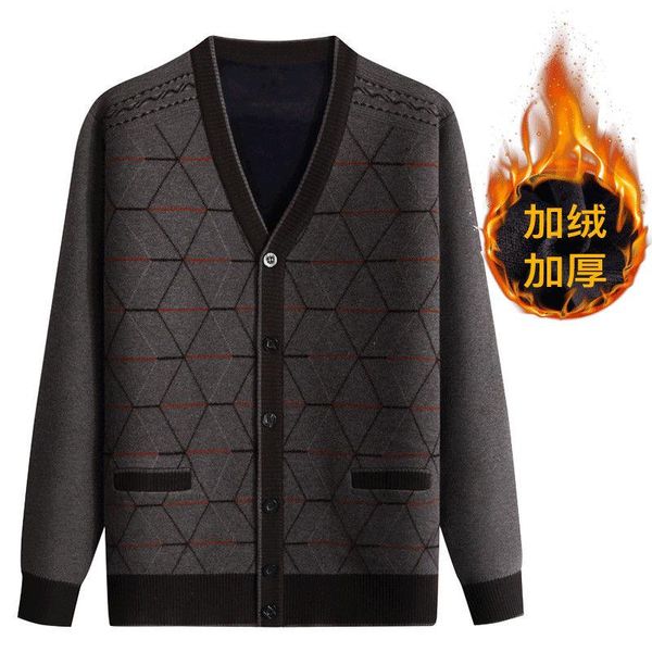 middle aged and old people's knitted cardigan men's father plush thickened old people's sweater coat autumn and winter clothe, White;black
middle aged and old people's knitted cardigan men's father plush thickened old people's sweater coat autumn and winter clothe, White;black