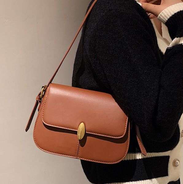 korean women's small bag 2021 fashion autumn winter messenger , minority design, foreign style single shoulder armpit
korean women's small bag 2021 fashion autumn winter messenger , minority design, foreign style single shoulder armpit