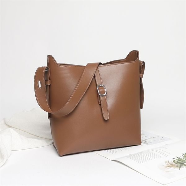 women luxurys designers bags 2021 messenger bucket fashion simple small spring korean one fashion designer handbag handbags totes crossbody
women luxurys designers bags 2021 messenger bucket fashion simple small spring korean one fashion designer handbag handbags totes crossbody