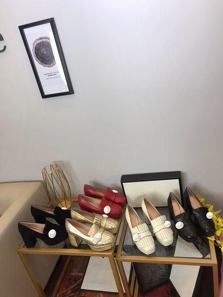 womens fashion round head light mouth solid color thick high heel single shoes thick sole temperament formal womens shoes, Black
womens fashion round head light mouth solid color thick high heel single shoes thick sole temperament formal womens shoes, Black