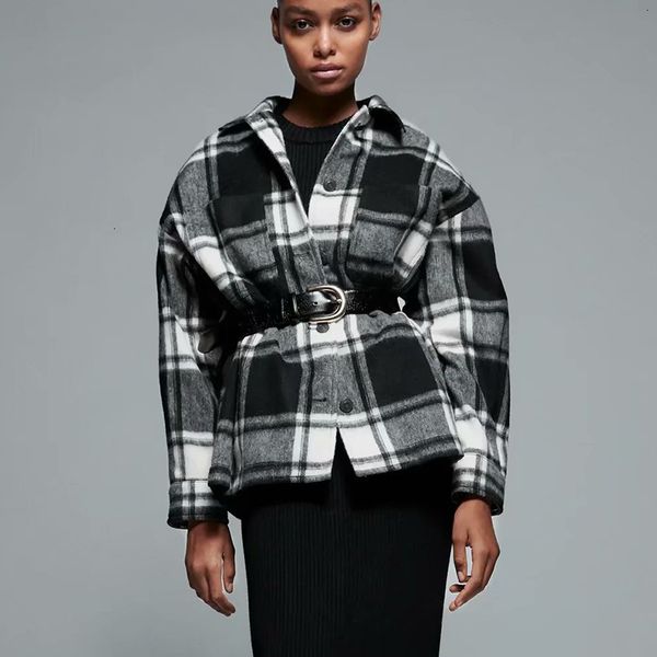 2021 new autumn women vintage plaid coat classic jacket casual warm overcoat fashion long sleeve pockets coats outwear i50m, Black;brown
2021 new autumn women vintage plaid coat classic jacket casual warm overcoat fashion long sleeve pockets coats outwear i50m, Black;brown
