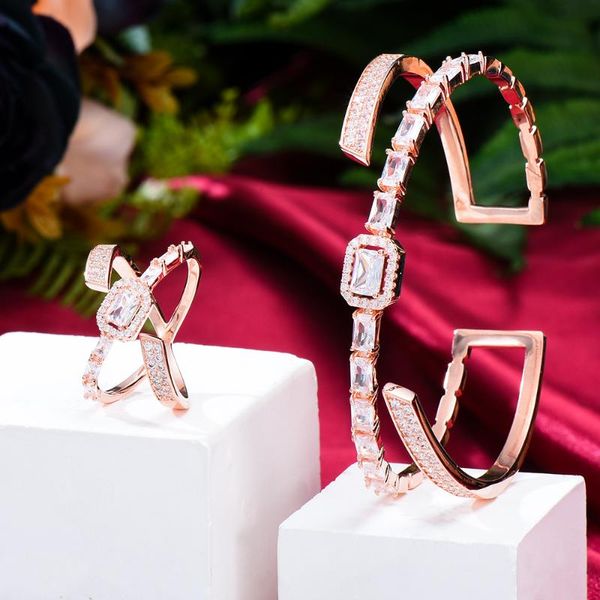 earrings & necklace kellybola jewelry dubai noble fashion full cubic zirconia ladies wedding anniversary bracelet ring set 2pcs, Silver
earrings & necklace kellybola jewelry dubai noble fashion full cubic zirconia ladies wedding anniversary bracelet ring set 2pcs, Silver