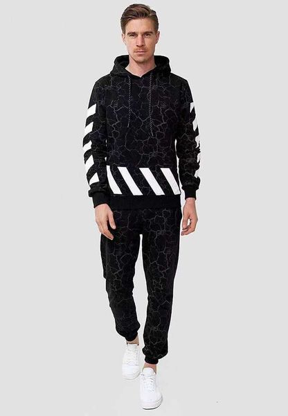 2020 leisure sports suit men's printed large size two piece sweater and pants, Black;brown
2020 leisure sports suit men's printed large size two piece sweater and pants, Black;brown