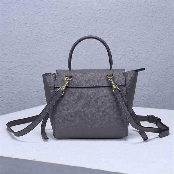 hanghhangbag luxury designer fashion hand handbag handbags backpack wallet purse shoulder crossbody tote bags mini bag retro saddle loc
hanghhangbag luxury designer fashion hand handbag handbags backpack wallet purse shoulder crossbody tote bags mini bag retro saddle loc