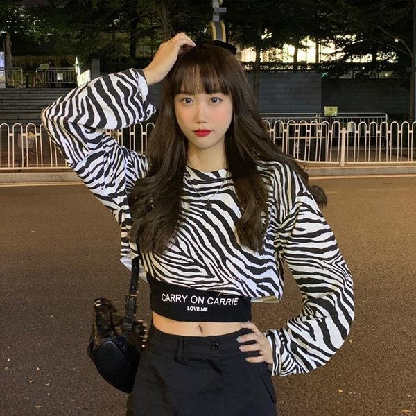 women's t-shirt long sleeve female autumn 2021 short high waist loose navel graphic tee, White
women's t-shirt long sleeve female autumn 2021 short high waist loose navel graphic tee, White