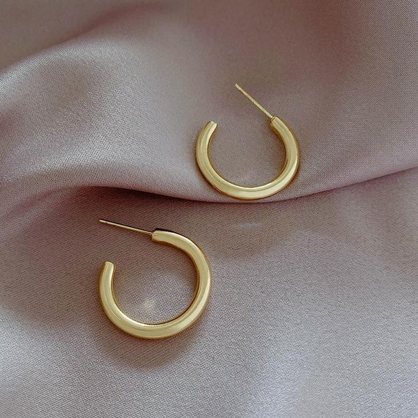 stud earrings for women 2021 fashion jewelry earings simplicity metal c-shaped trendy charming, Golden;silver
stud earrings for women 2021 fashion jewelry earings simplicity metal c-shaped trendy charming, Golden;silver