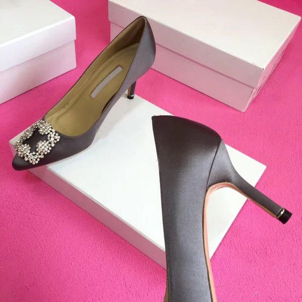 2021 new arrival brand designer party wedding shoes bride women ladies sandals fashion dress shoes pointed toe high heels leather glitter pu, Black
2021 new arrival brand designer party wedding shoes bride women ladies sandals fashion dress shoes pointed toe high heels leather glitter pu, Black