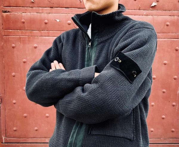 new winter men's cardigan sweater comfortable simple loose version boys' sweatshirt, White;black
new winter men's cardigan sweater comfortable simple loose version boys' sweatshirt, White;black