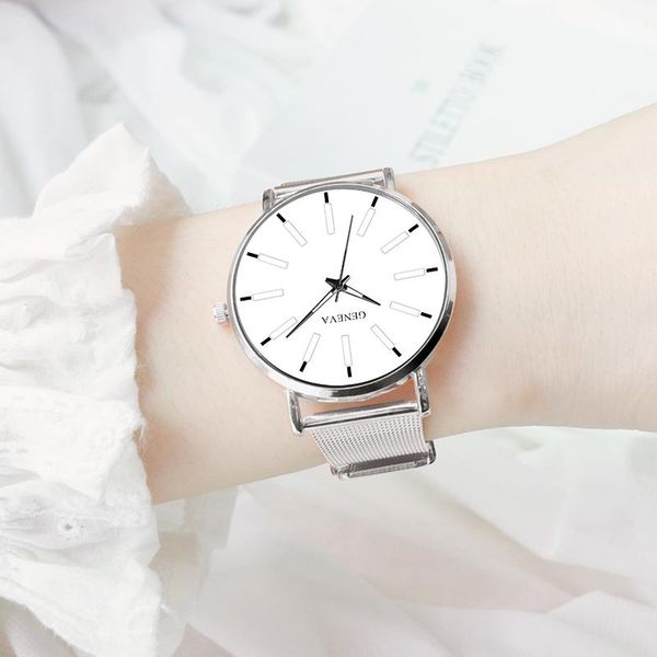 wristwatches geneva ultra thin women's watch 2021 business women luxuryrose gold mesh stainless steel watches female clock, Slivery;brown
wristwatches geneva ultra thin women's watch 2021 business women luxuryrose gold mesh stainless steel watches female clock, Slivery;brown