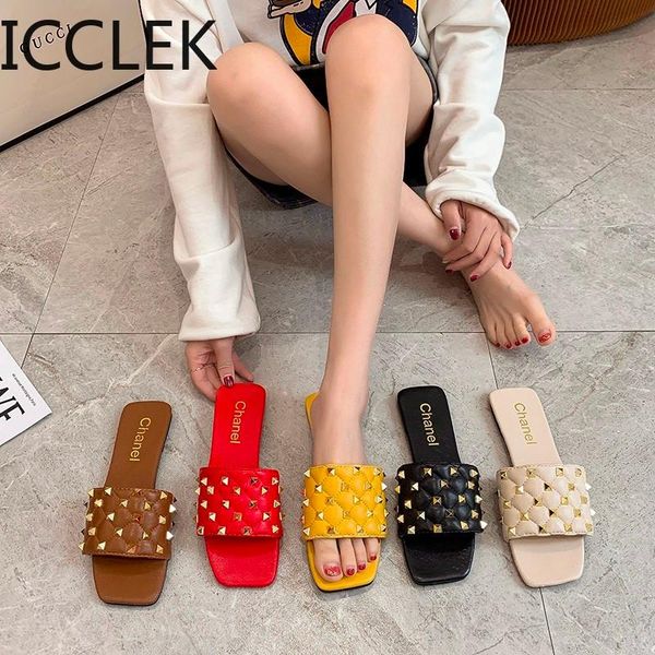 slippers punk rivet summer women slides outdoor flat heel platform thick sole pu leather beach cool female 2021 sandals solid, Black
slippers punk rivet summer women slides outdoor flat heel platform thick sole pu leather beach cool female 2021 sandals solid, Black