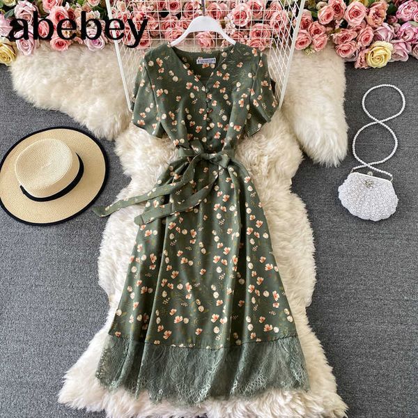 summer women floral printed lace patchwork midi dress vintage v-neck short sleeve high waist chiffon vestidos female 210715, Black;gray
summer women floral printed lace patchwork midi dress vintage v-neck short sleeve high waist chiffon vestidos female 210715, Black;gray