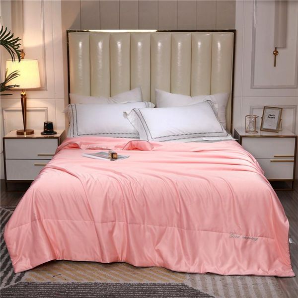comforters & sets selling solid color washable summer quilt air conditioner used in student dormitories
comforters & sets selling solid color washable summer quilt air conditioner used in student dormitories