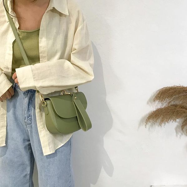handbag women luxurys designers bags 2021 crossbody bag retro ladies semicircle p purse multi pochette louisbags_18
handbag women luxurys designers bags 2021 crossbody bag retro ladies semicircle p purse multi pochette louisbags_18