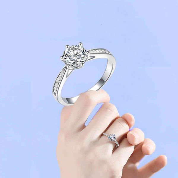 925 silver simple classic six claw ring d-color morsonite diamond with adjustable opening
925 silver simple classic six claw ring d-color morsonite diamond with adjustable opening