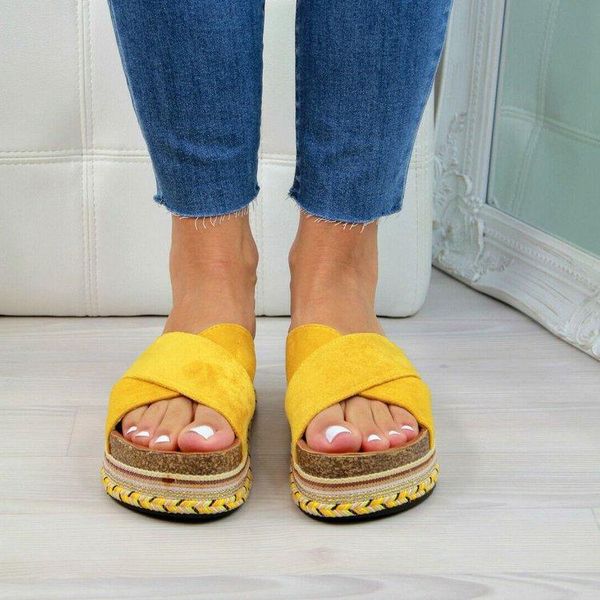 slippers flock shoes med house platform slides fashion slipers women summer flat luxury 2021 pu fabric rubber basic fretwork, Black
slippers flock shoes med house platform slides fashion slipers women summer flat luxury 2021 pu fabric rubber basic fretwork, Black