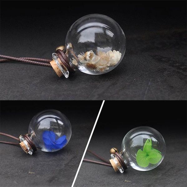 car hanging perfume pendant fragrance air freshener empty glass bottle for essential oils diffuser automobiles ornaments
car hanging perfume pendant fragrance air freshener empty glass bottle for essential oils diffuser automobiles ornaments
