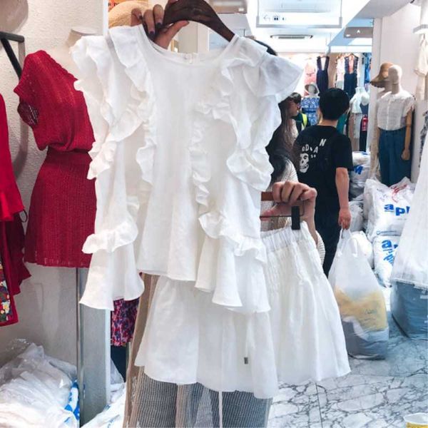 summer korean ruffles o neck sleeveless blouse women + elastic high waist skirts short casual sets white fashion 210610
summer korean ruffles o neck sleeveless blouse women + elastic high waist skirts short casual sets white fashion 210610