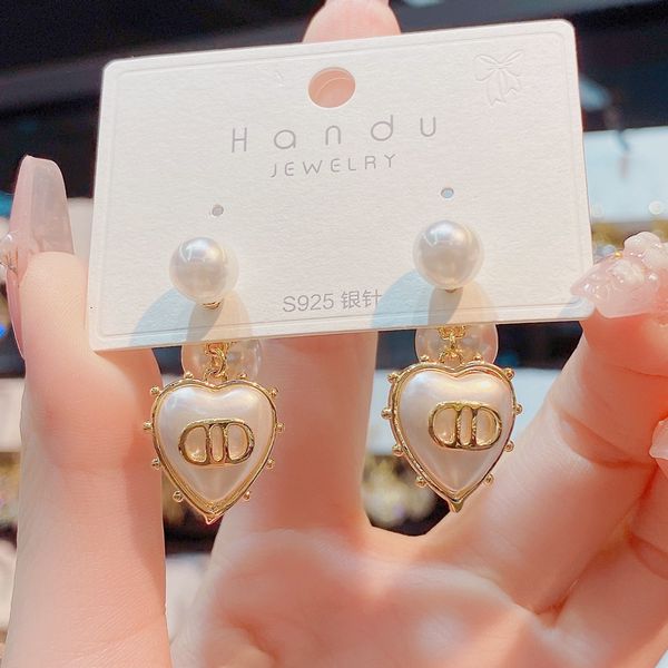 dangle earrings 2021 trendy letter love pearl front and back two feminine temperament fashion trend, Silver
dangle earrings 2021 trendy letter love pearl front and back two feminine temperament fashion trend, Silver