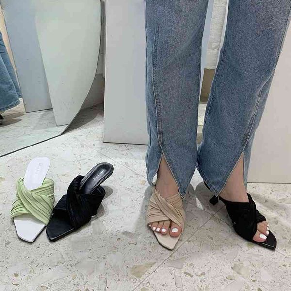 med heels fashion slippers women summer spool heel sandals slip on outdoor slides flip flops elegant pleated shoes slipper, Black
med heels fashion slippers women summer spool heel sandals slip on outdoor slides flip flops elegant pleated shoes slipper, Black