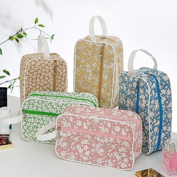 cosmetic bags & cases luxury women bag fashion small floral portable female travel large-capacity toiletry organizer waterproof
cosmetic bags & cases luxury women bag fashion small floral portable female travel large-capacity toiletry organizer waterproof