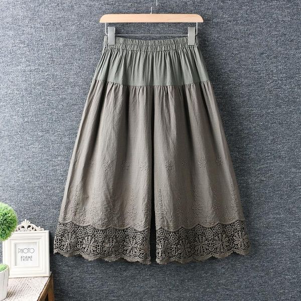 women's pants & capris 2021 spring sweet small fresh elastic waist hollow water-soluble embroidery wide-leg loose cotton cropped, Black;white
women's pants & capris 2021 spring sweet small fresh elastic waist hollow water-soluble embroidery wide-leg loose cotton cropped, Black;white