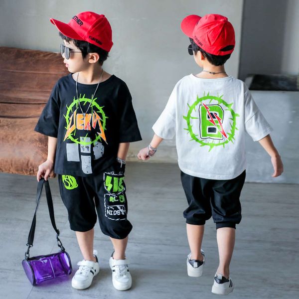 short 2021 new boys' suit sleeve summer casual children's wear korean fashion, White
short 2021 new boys' suit sleeve summer casual children's wear korean fashion, White