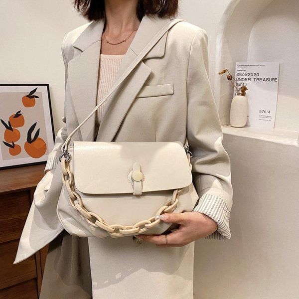 designer vintage pu leather chain crossbody handbags and purses 2021 fashion lady simple shoulder bag
designer vintage pu leather chain crossbody handbags and purses 2021 fashion lady simple shoulder bag