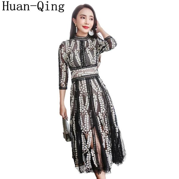 casual dresses runway women vestidos party dress 2021 black mesh luxury embroidery floral three quarter sleeve long, Black;gray
casual dresses runway women vestidos party dress 2021 black mesh luxury embroidery floral three quarter sleeve long, Black;gray