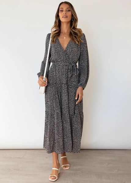 casual dresses sepduvon autumn women dot print v-neck long sleeve maxi dress elastic waist chiffon a-line vestidos 2021, Black;gray
casual dresses sepduvon autumn women dot print v-neck long sleeve maxi dress elastic waist chiffon a-line vestidos 2021, Black;gray