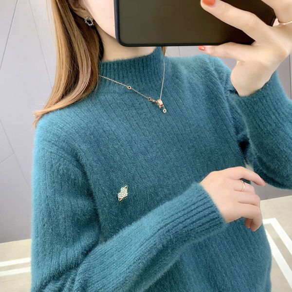 new year's christmas half turtleneck sweater with black inside and thickened bottom coat, White;black
new year's christmas half turtleneck sweater with black inside and thickened bottom coat, White;black