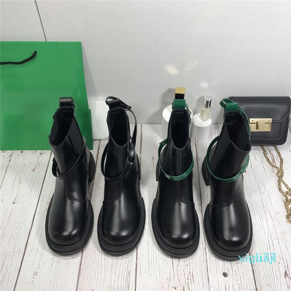 designer boots two-color chelsea leather buckle short boots calfskin fabric sheepskin inner heel height 5.5cm, Black
designer boots two-color chelsea leather buckle short boots calfskin fabric sheepskin inner heel height 5.5cm, Black