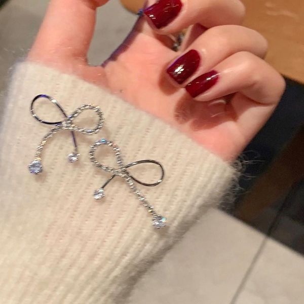 stud trendy chic hollow out bowknot luxury shiny zircon earrings crystal elegant women's party wedding jewelry, Golden;silver
stud trendy chic hollow out bowknot luxury shiny zircon earrings crystal elegant women's party wedding jewelry, Golden;silver