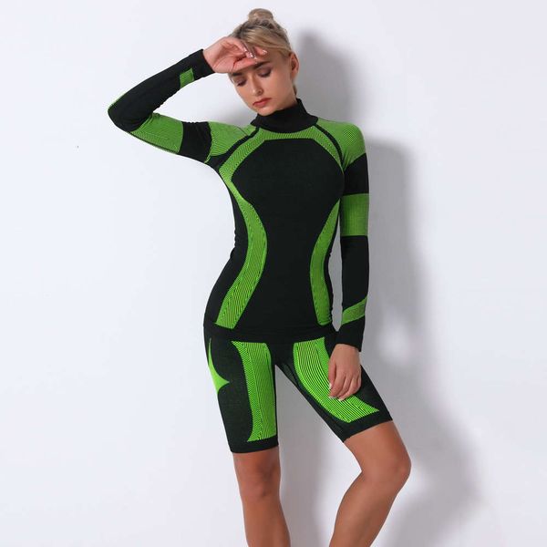 2020 seamless knitting striped suit two piece outdoor sports yoga long sleeve shorts set, Gray
2020 seamless knitting striped suit two piece outdoor sports yoga long sleeve shorts set, Gray