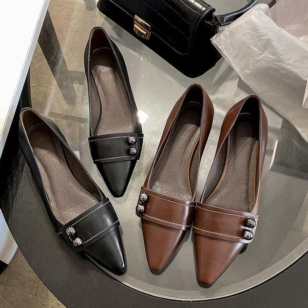 dress shoes genuine leather woman heels metal decoration thick for women office lady party women's pumps, Black
dress shoes genuine leather woman heels metal decoration thick for women office lady party women's pumps, Black