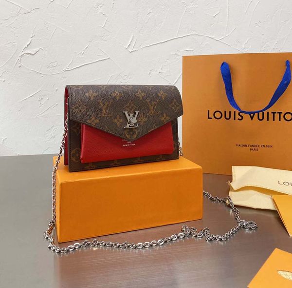 luxurys designers bags women shoulder bag tote brand letter embossing genuine leather 03
luxurys designers bags women shoulder bag tote brand letter embossing genuine leather 03