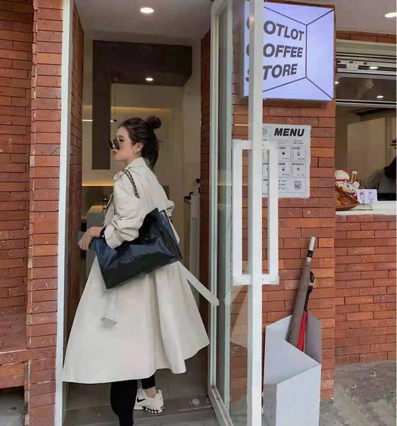 classic designer bags handbags women luxury tote large capacity shoulder bag 3a genuine leather
classic designer bags handbags women luxury tote large capacity shoulder bag 3a genuine leather