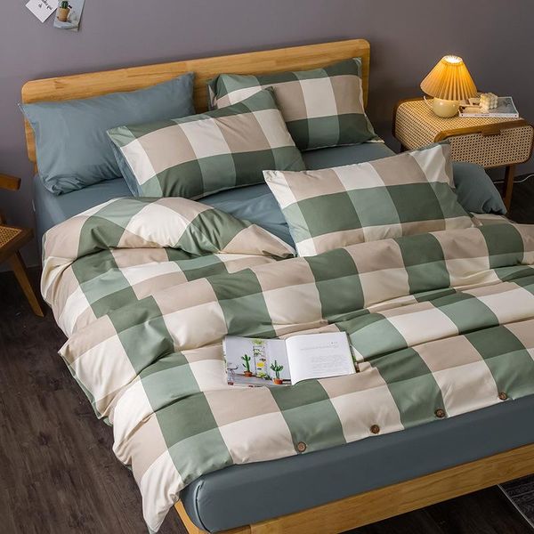 bedding sets set plaid stripe print quilt cover sheets pillowcase button duvet covers 3/4pcs full king size home textile
bedding sets set plaid stripe print quilt cover sheets pillowcase button duvet covers 3/4pcs full king size home textile